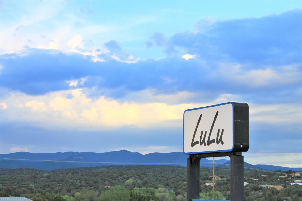 Lulu Silver City Luaran gambar